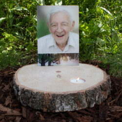 Gedenkfoto met houten schijf