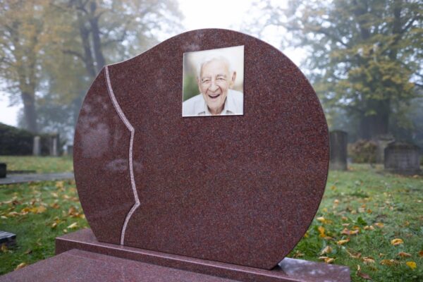 Foto op grafmonument